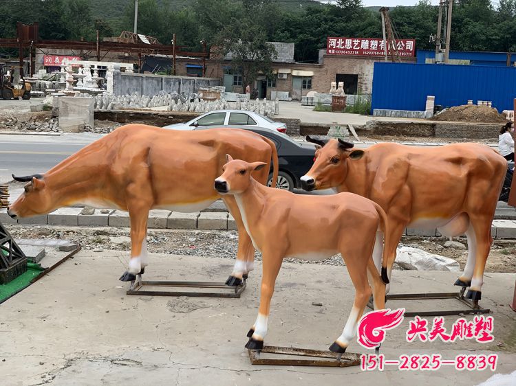 仿真黃牛雕塑-玻璃鋼仿真動物之黃牛雕塑圖片 仿真黃牛雕塑-玻璃鋼仿真動物之黃牛雕塑圖片