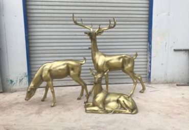 梅花鹿雕塑-玻璃鋼仿銅梅花鹿園林草坪動物擺件