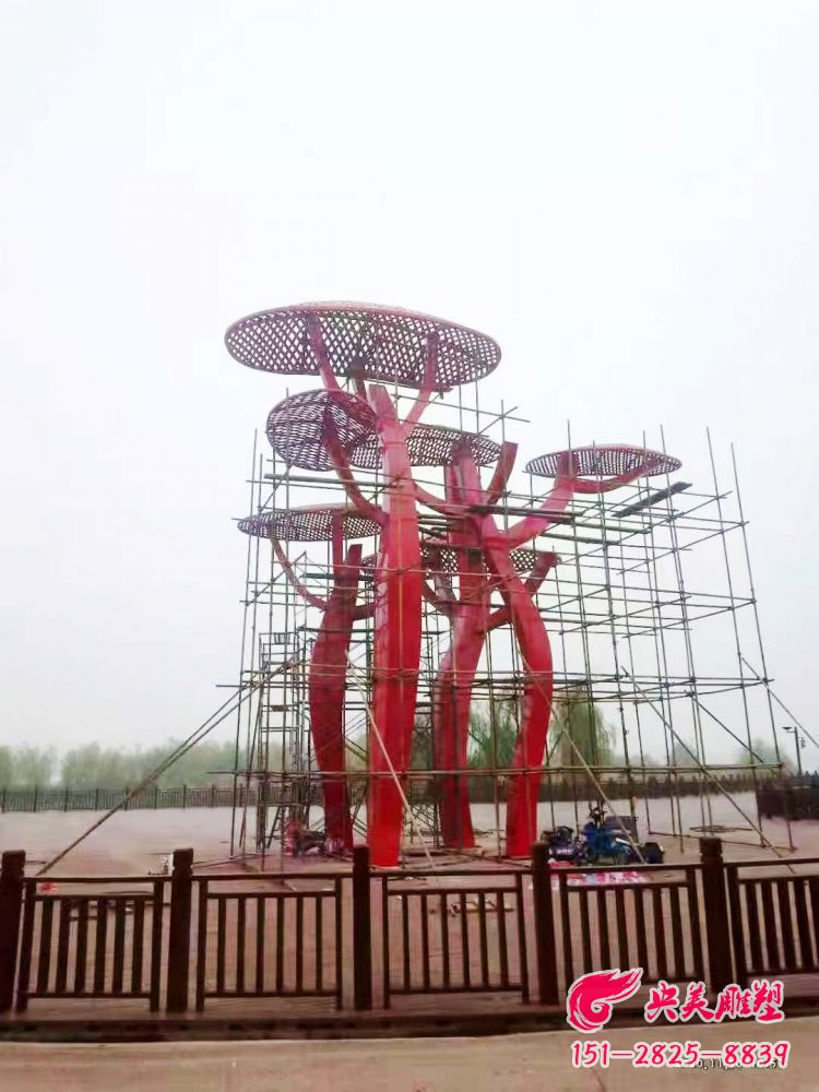 不銹鋼樹-公園大型不銹鋼抽象樹形雕塑景觀圖片 不銹鋼樹-公園大型不銹鋼抽象樹形雕塑景觀圖片