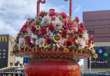 玻璃鋼大花籃雕塑-戶外公園廣場(chǎng)旅游景點(diǎn)大型國(guó)慶大花籃擺件
