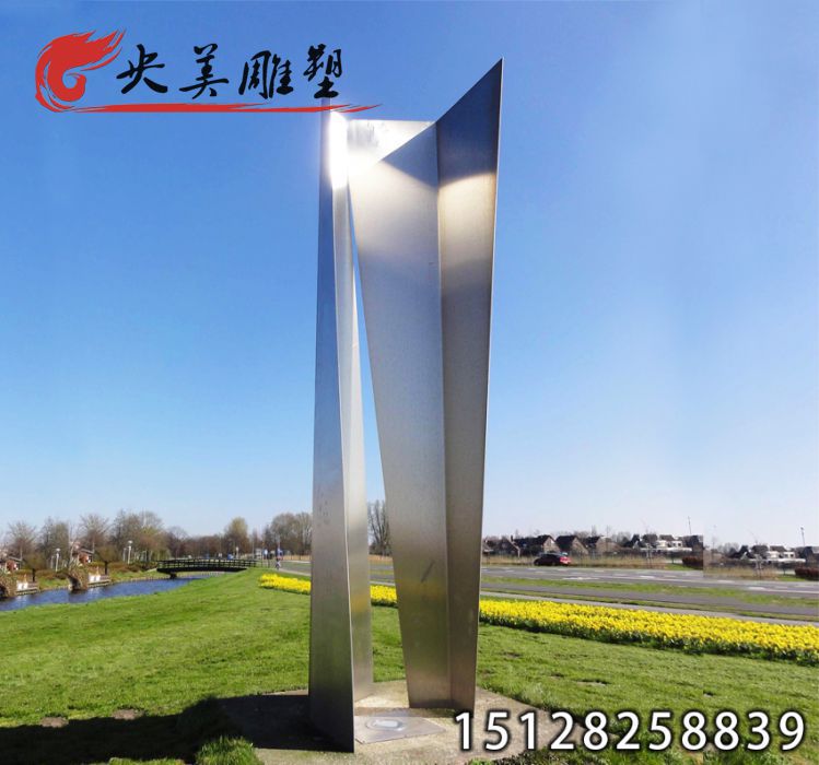 不銹鋼精神堡壘雕塑-大型戶外園林廣場標志性景觀雕塑圖片 不銹鋼精神堡壘雕塑-大型戶外園林廣場標志性景觀雕塑圖片