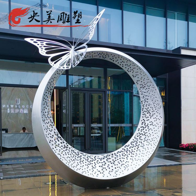 商場戶外鏤空不銹鋼圓環蝴蝶雕塑圖片 商場戶外鏤空不銹鋼圓環蝴蝶雕塑圖片