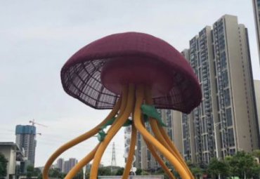 小區廣場大型抽象鏤空八爪魚雕塑