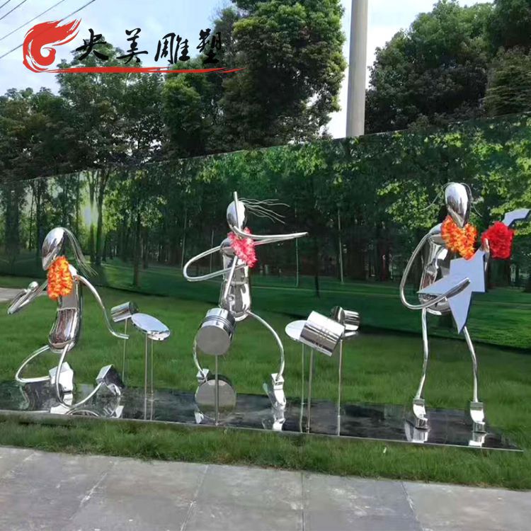 公園不銹鋼鏡面抽象演奏人物雕塑圖片 公園不銹鋼鏡面抽象演奏人物雕塑圖片