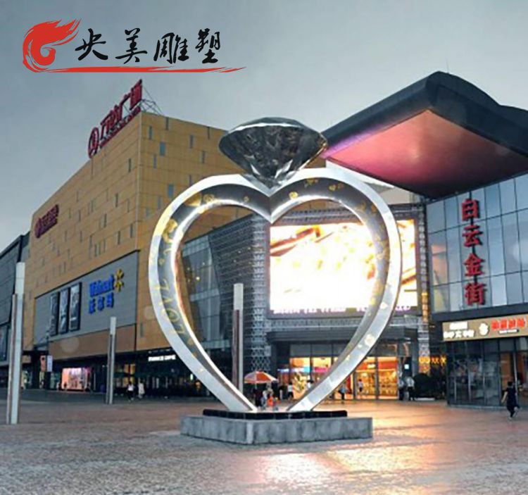 廣場不銹鋼鉆戒雕塑圖片 廣場不銹鋼鉆戒雕塑圖片