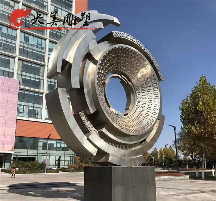 廣場不銹鋼齒輪雕塑圖片 廣場不銹鋼齒輪雕塑圖片