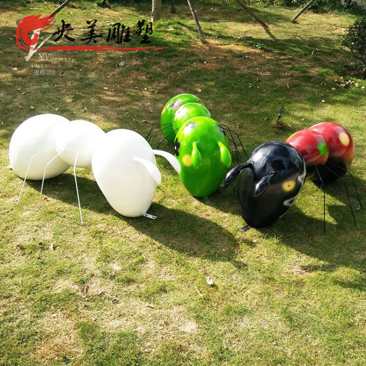 小區(qū)擺放玻璃鋼卡通螞蟻雕塑圖片 小區(qū)擺放玻璃鋼卡通螞蟻雕塑圖片