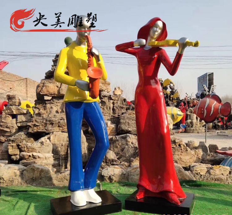 校園玻璃鋼演奏人物雕塑圖片 校園玻璃鋼演奏人物雕塑圖片