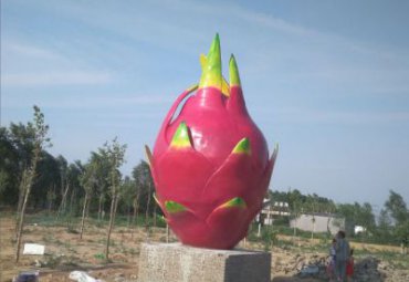 公園綠地擺放玻璃鋼仿真火龍果雕塑