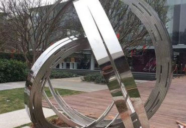 公園戶外擺放不銹鋼圓環雕塑