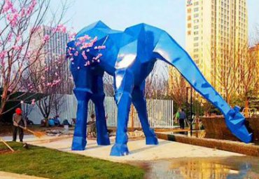 公園大型玻璃鋼切面長(zhǎng)頸鹿雕塑