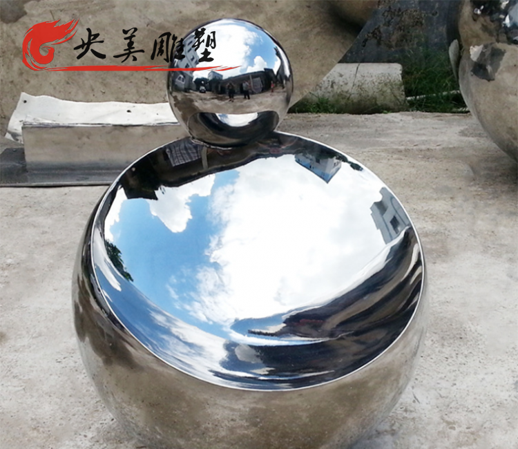 創(chuàng)意不銹鋼鏡面室內(nèi)圓形座椅擺件圖片 創(chuàng)意不銹鋼鏡面室內(nèi)圓形座椅擺件圖片
