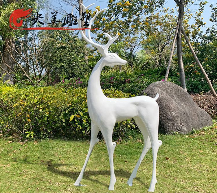 花園玻璃鋼抽象動(dòng)物梅花鹿裝飾擺件圖片 花園玻璃鋼抽象動(dòng)物梅花鹿裝飾擺件圖片