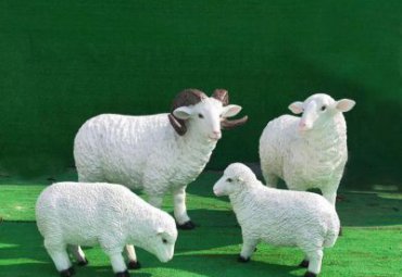 玻璃鋼仿真動物綿羊雕塑