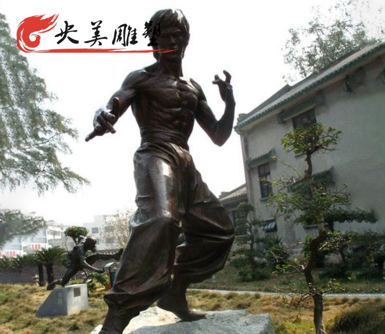 世界名人李小龍玻璃鋼仿銅戶外園林裝飾圖片 世界名人李小龍玻璃鋼仿銅戶外園林裝飾圖片