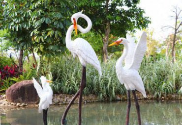 池塘水景擺件玻璃鋼仿真動物景觀仙鶴雕塑