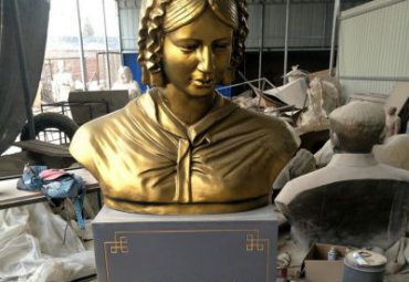 玻璃鋼仿銅胸像著名護理事業創始人南丁格爾雕塑