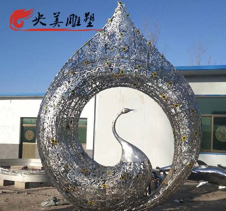 景點園林擺放不銹鋼鏤空孔雀景觀雕塑圖片 景點園林擺放不銹鋼鏤空孔雀景觀雕塑圖片