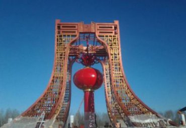 城市廣場擺放不銹鋼鏤空燈籠景觀雕塑