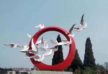 公園擺放不銹鋼飛翔鴿子圓環景觀雕塑