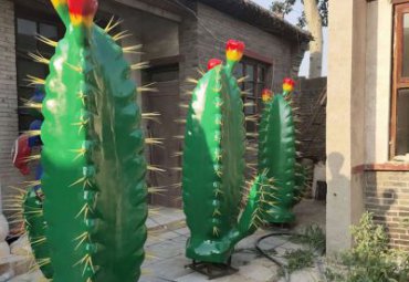 景區廣場擺放玻璃鋼仿真植物仙人掌雕塑
