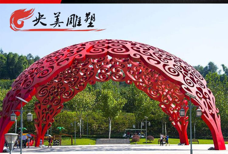 公園室外擺放大型不銹鋼鏤空花紋拱門景觀雕塑圖片 公園室外擺放大型不銹鋼鏤空花紋拱門景觀雕塑圖片