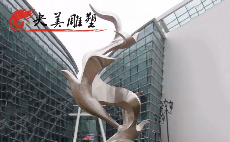 學校廣場擺放抽象不銹鋼飛翔鴿子景觀雕塑圖片 學校廣場擺放抽象不銹鋼飛翔鴿子景觀雕塑圖片