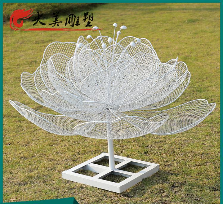 園林花園植物景觀裝飾擺件不銹鋼鏤空蓮花雕塑圖片 園林花園植物景觀裝飾擺件不銹鋼鏤空蓮花雕塑圖片