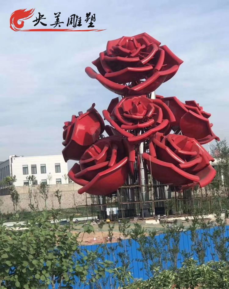 城市公園安裝不銹鋼仿真大型玫瑰花朵景觀雕塑圖片 城市公園安裝不銹鋼仿真大型玫瑰花朵景觀雕塑圖片