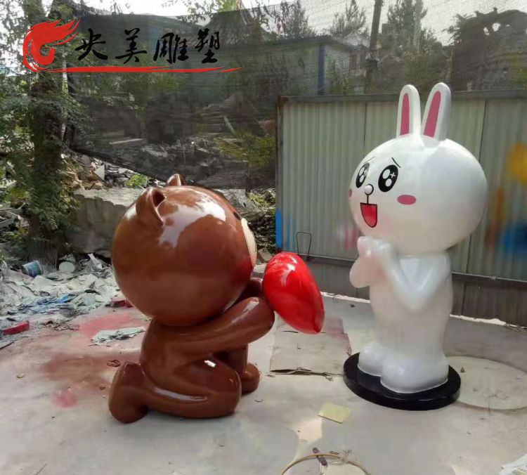 商場影院擺放玻璃鋼卡通兔子公仔雕塑圖片 商場影院擺放玻璃鋼卡通兔子公仔雕塑圖片
