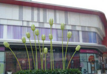 城市街道安裝不銹鋼發光花朵亮化景觀雕塑