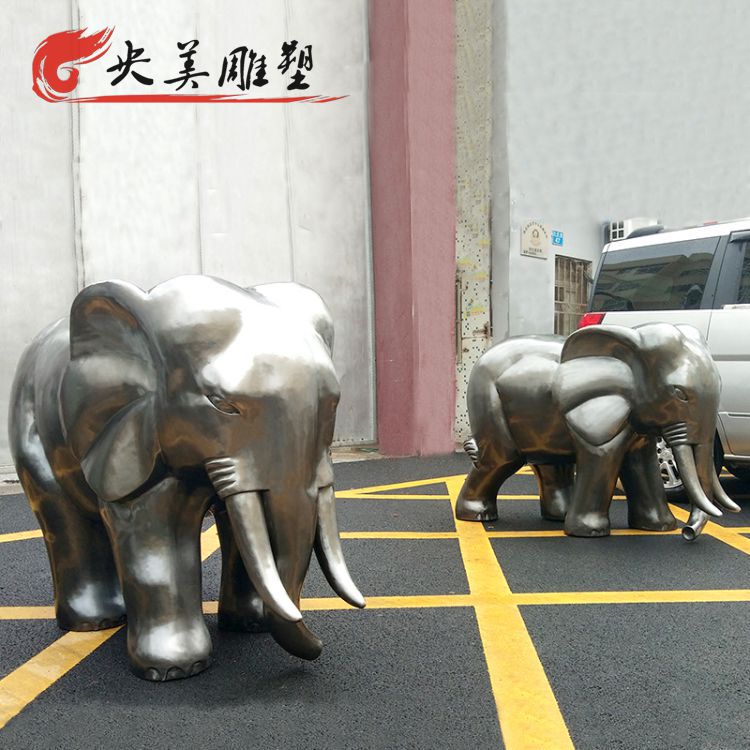 城市街道創意不銹鋼抽象大象雕塑圖片 城市街道創意不銹鋼抽象大象雕塑圖片