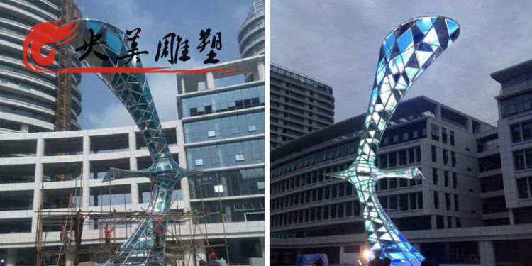 城市商場中心擺放大型發(fā)光不銹鋼幾何飛翔大雁雕塑圖片 城市商場中心擺放大型發(fā)光不銹鋼幾何飛翔大雁雕塑圖片