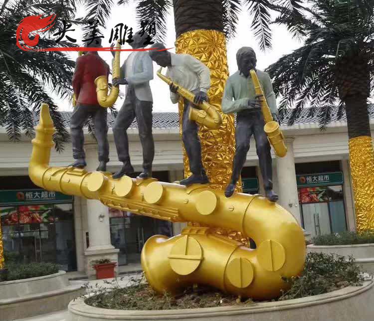 商業街擺放創意玻璃鋼仿銅薩克斯樂器演奏人物雕塑圖片 商業街擺放創意玻璃鋼仿銅薩克斯樂器演奏人物雕塑圖片