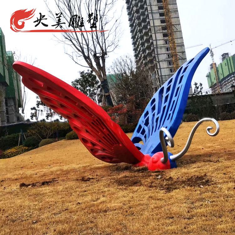 園林草坪玻璃鋼創(chuàng)意昆蟲景觀蝴蝶雕塑圖片 園林草坪玻璃鋼創(chuàng)意昆蟲景觀蝴蝶雕塑圖片